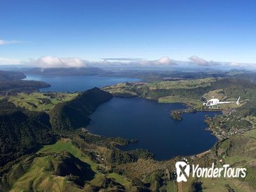 15-Minute Crater Lakes Flight by Helicopter from Rotorua