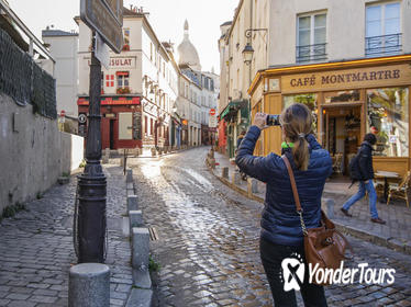 2.5-Hour Walking Tour of Magical Montmartre District