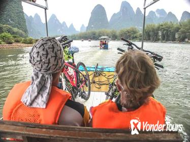 2-Day Small-Group Biking Adventure from Guilin to Yangshuo including Li River Cruise