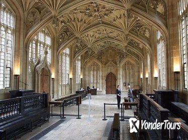 2-Hour Harry Potter and Other Movie Locations Walking Tour of Oxford
