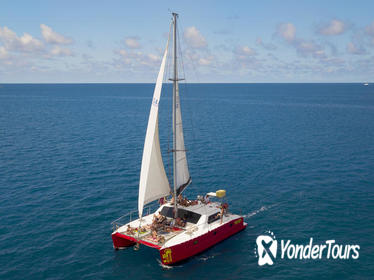 2-Night Whitsunday Islands All-Inclusive Sailing Tour from Airlie Beach