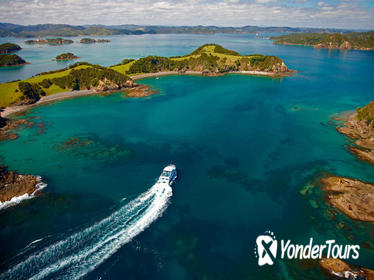3-Day Bay Of Islands Tour from Auckland with Dolphin Cruise and Cape Reinga
