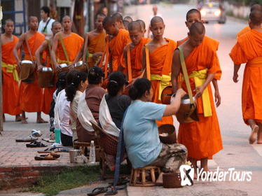3-Day Discover Luang Prabang City Tour including Airport Transfer