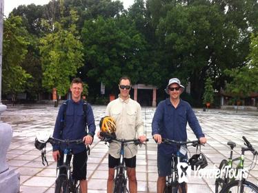 3-Day Hanoi to Halong Bay Bike Tour Including Boat Ride