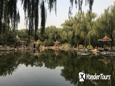 4-Hour Private Walking Tour in Beijing First Embassy District and Ritan Park