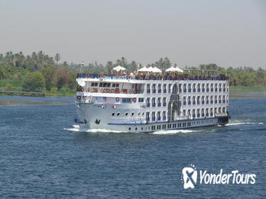4-Night Nile Cruise from Luxor to Aswan with Private Guide