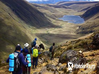 6-Day Ecuador Andes Hiking Tour from Quito