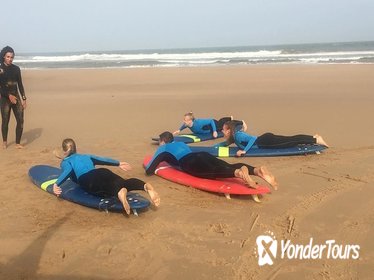 Beginner surf course for up to 4 people