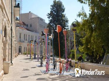 Beyond the Walls of Jerusalem Walking Tour Including Market Visit and Food Tastings