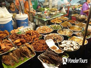 Chiang Mai Street Food Small-Group Night Tour