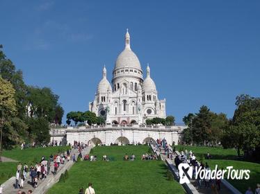 Explore Montmartre with your private guide.