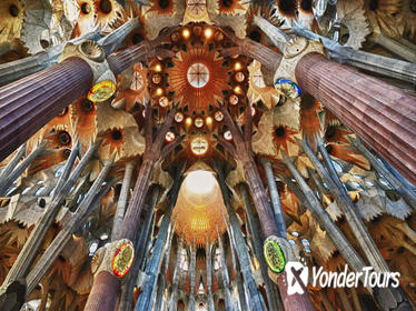 Explore the Gothic District and Sagrada Familia