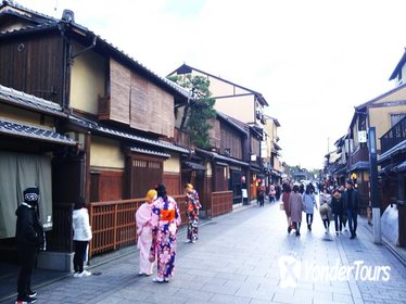 Exploring new & traditional culture in Kyoto