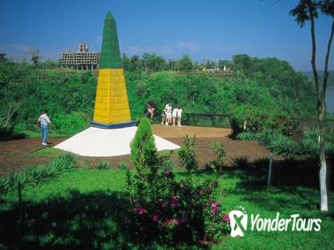 Foz do Iguaçu City Tour including Landmark of the Three Frontiers, World Wonders with Wax Museum and Dinosaur Park