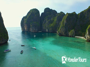 French Guide : Phi Phi Island Snorkelling day tour with lunch from Phuket and KhaoLak