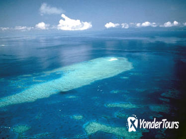 Great Barrier Reef Scenic Flight from Cairns Including Green Island, Oyster Reef, and Heart in the Reef