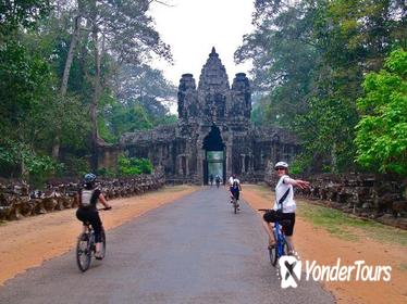 Half-Day Bike Tour from Siem Reap to Angkor Wat