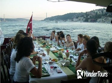 Half-Day Istanbul Bosphorus and Black Sea Cruise with Lunch