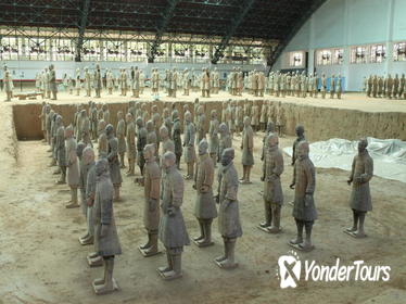 Half-Day Tour: Terracotta Warriors and Horses Museum