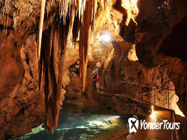 Jenolan Caves and Blue Mountains Tour from Sydney