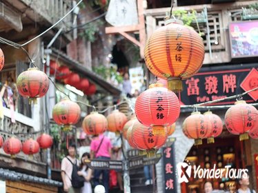 Jiufen and Shifen day trip from Taipei with sky lantern experience! (8 hours)