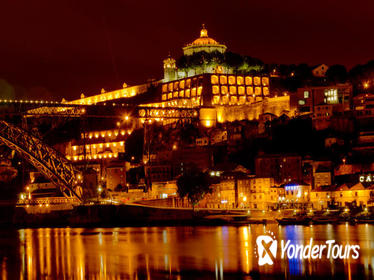 Night Tour in Porto with Fado Dinner