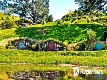 North Island Four-Day Highlights Tour from Auckland
