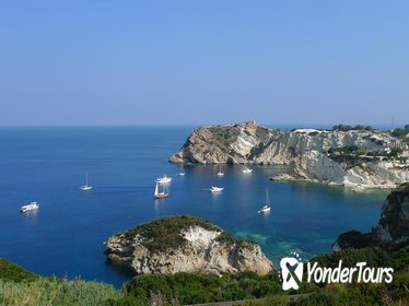 Ponza and Palmarola Boat Tour from Terracina with Lunch