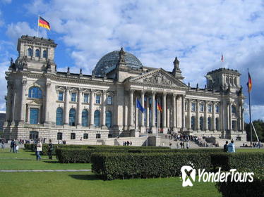 Private 3-Hour Walking Tour of Berlin with Optional Reichstag Visit