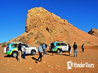 Private 4x4 Hatta Day Trip to Heritage Village and Fossil Rock