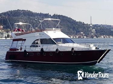 Private Bosphorus Boat Trip and Old City Tour for Layover Passangers