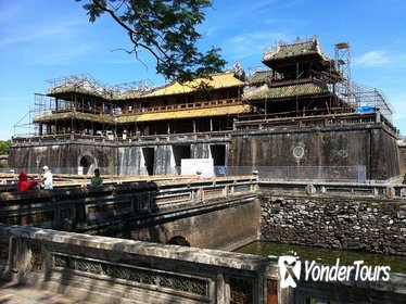 Private City Tour in Hue Including Kings Tombs and Citadel