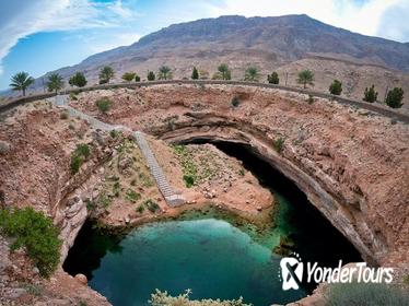 Private Coastal Adventure Tour to Wadi Shab from Muscat