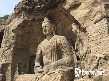Private Day Tour to Yungang Grottoes and Hanging Temple with Lunch from Datong