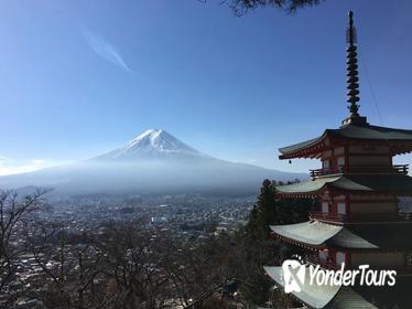 Private Day Tour: Mt. Fuji Highlights from Kawaguchiko