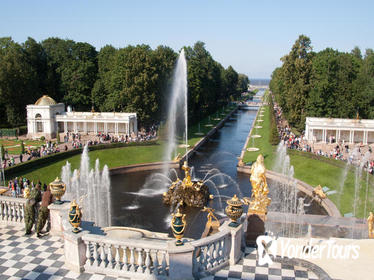 Private Day Trip by Hydrofoil: Peterhof Parks and Palaces from St.Petersburg