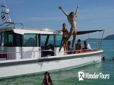 Private Day Trip on Luxury Speedboat from Phuket with Lunch