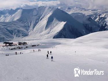 Private Full-Day Tour to Gudauri Skiing Resort from Tbilisi