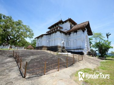 Private Full-Day Tour: The Kandy Temple Run Tour