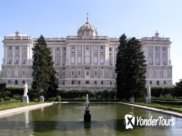 Private Guided Half Day City Tour in Madrid with Private Vehicle and Chauffeur