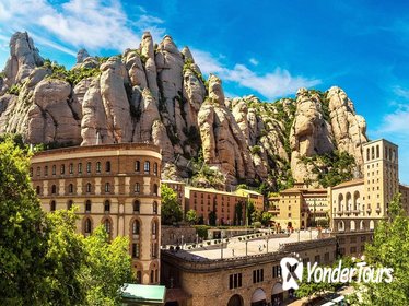 Private Guided Tour to Montserrat and Organic Winery from Barcelona
