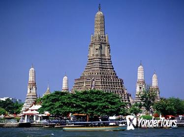 Private Half-Day Visit to Thonburi Canals and Old City by Long Tail Boat