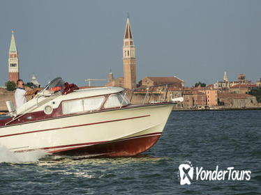 Private Murano and Burano Sightseeing Cruise Tour from Venice