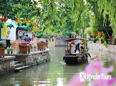 Private Shanghai City and Zhujiajiao Combo Tour with Boating, Tea Tasting, Lunch