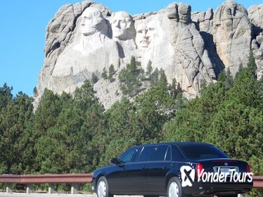 Private six door Cadillac limousine tours of Mt Rushmore- Badlands -Devils Tower