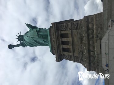 Private Statue of Liberty and Ellis Island Tour by Energetic University Student