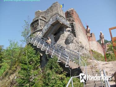Private Tour from Pitesti to Vlad the Impaler's Citadel plus Vidraru Dam and Curtea de Arges Monastery