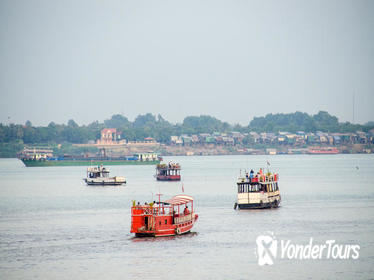 Private Tour: Cruise to Silk Island and Village Tour from Phnom Penh