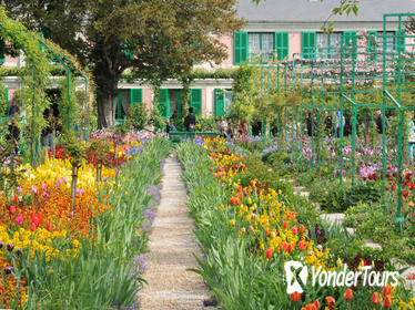 Private Tour: Giverny, Monet and Auvers-sur-Oise Impressionist Day Trip from Paris