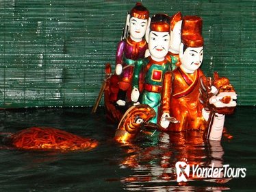 Private Tour: Ha Noi Street Food Tour Including Water Puppet Show